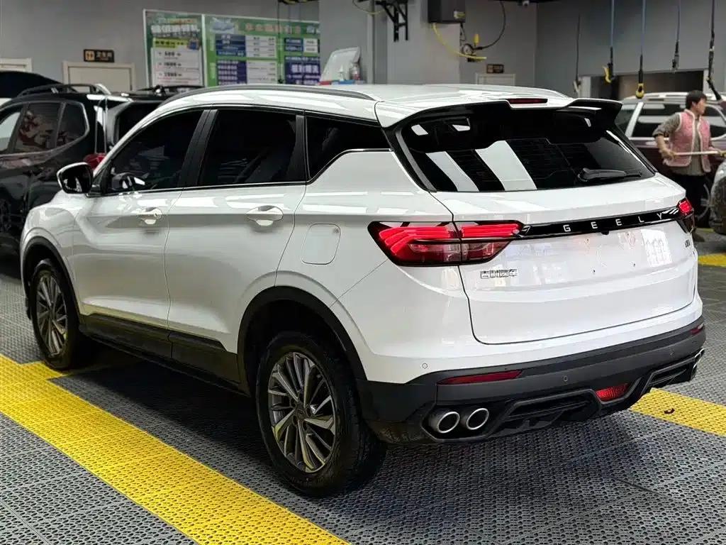 Geely Binyue 2021 1.4T DCT Platinum Edition — миниатюра 13