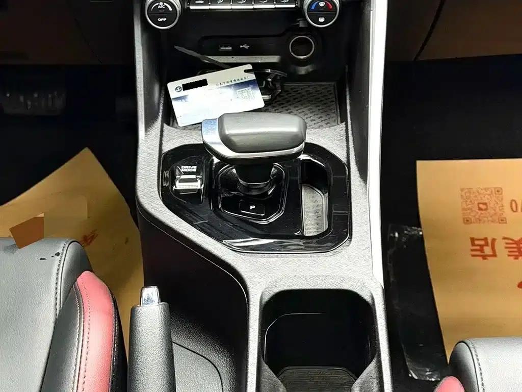 Geely Binyue 2021 1.4T DCT Platinum Edition — миниатюра 6