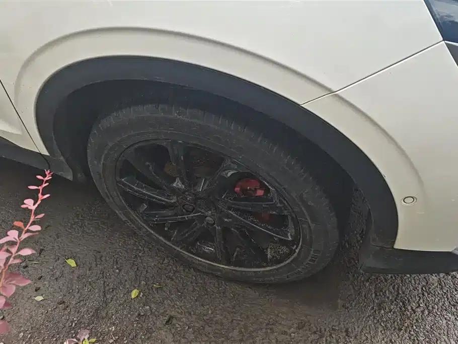 Geely Binyue 2020 PRO 260T DCT Battle — миниатюра 6