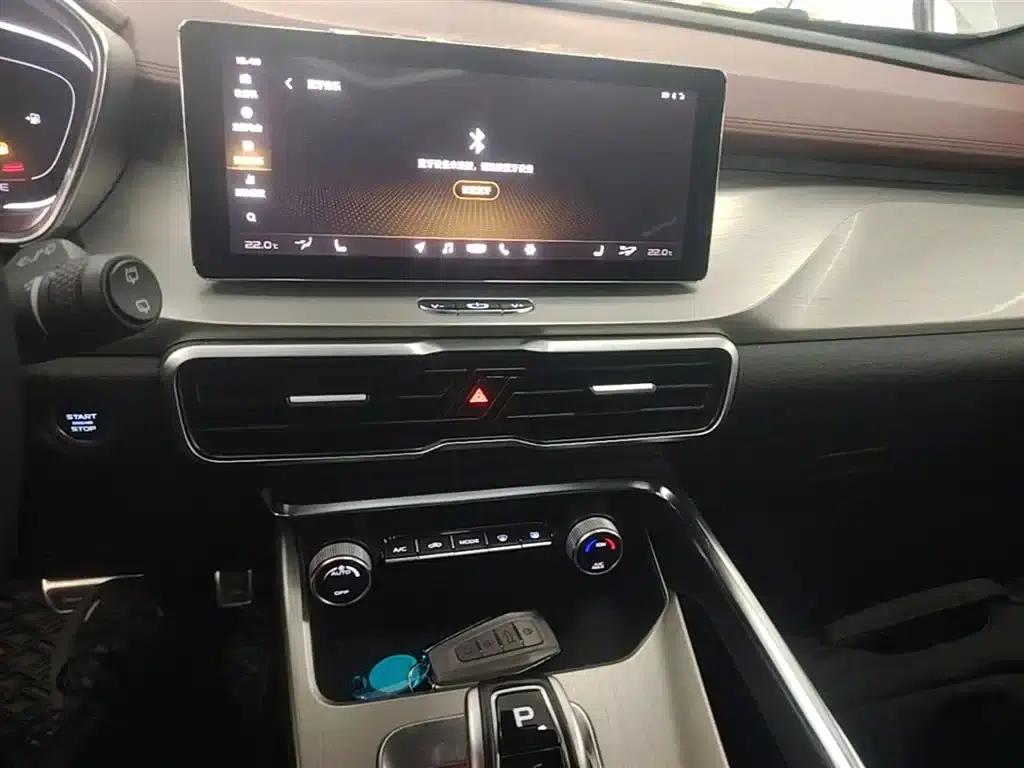 Geely Binyue 2019 Sport 260T DCT Battle (China VI Emission Standard) — миниатюра 13