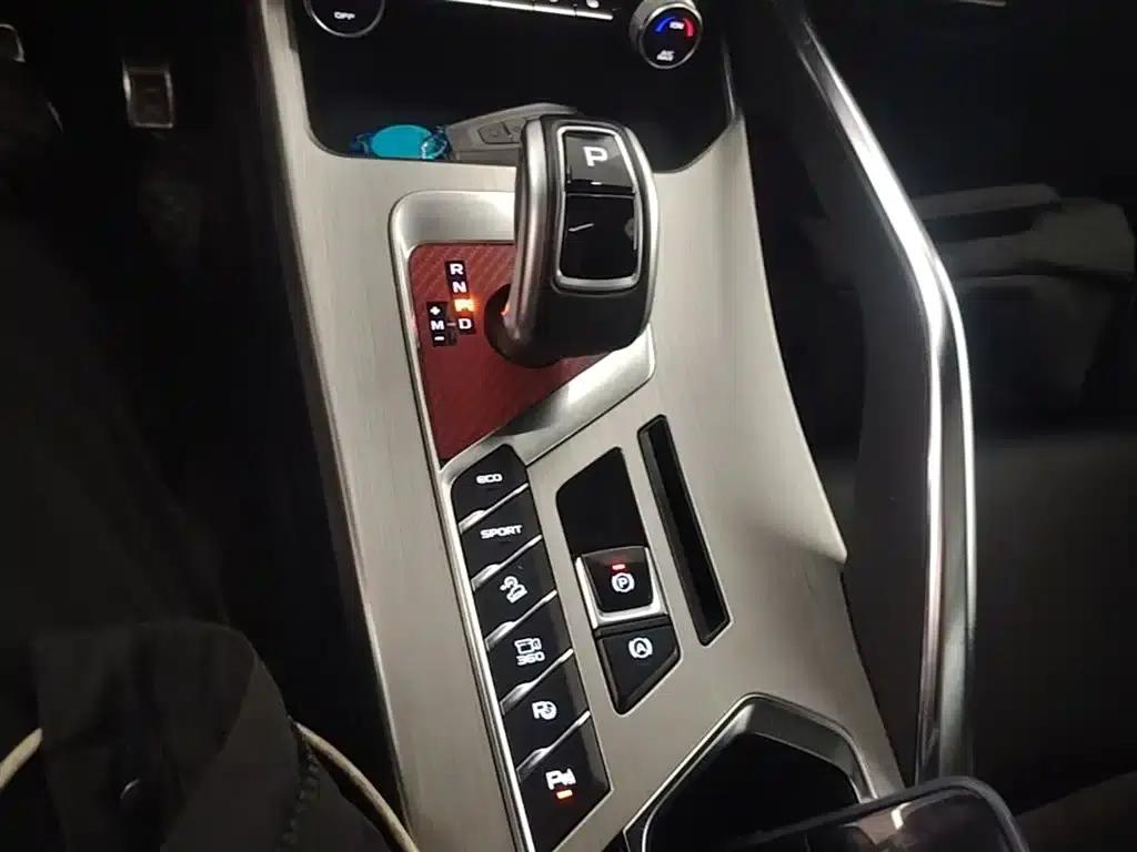 Geely Binyue 2019 Sport 260T DCT Battle (China VI Emission Standard) — миниатюра 14