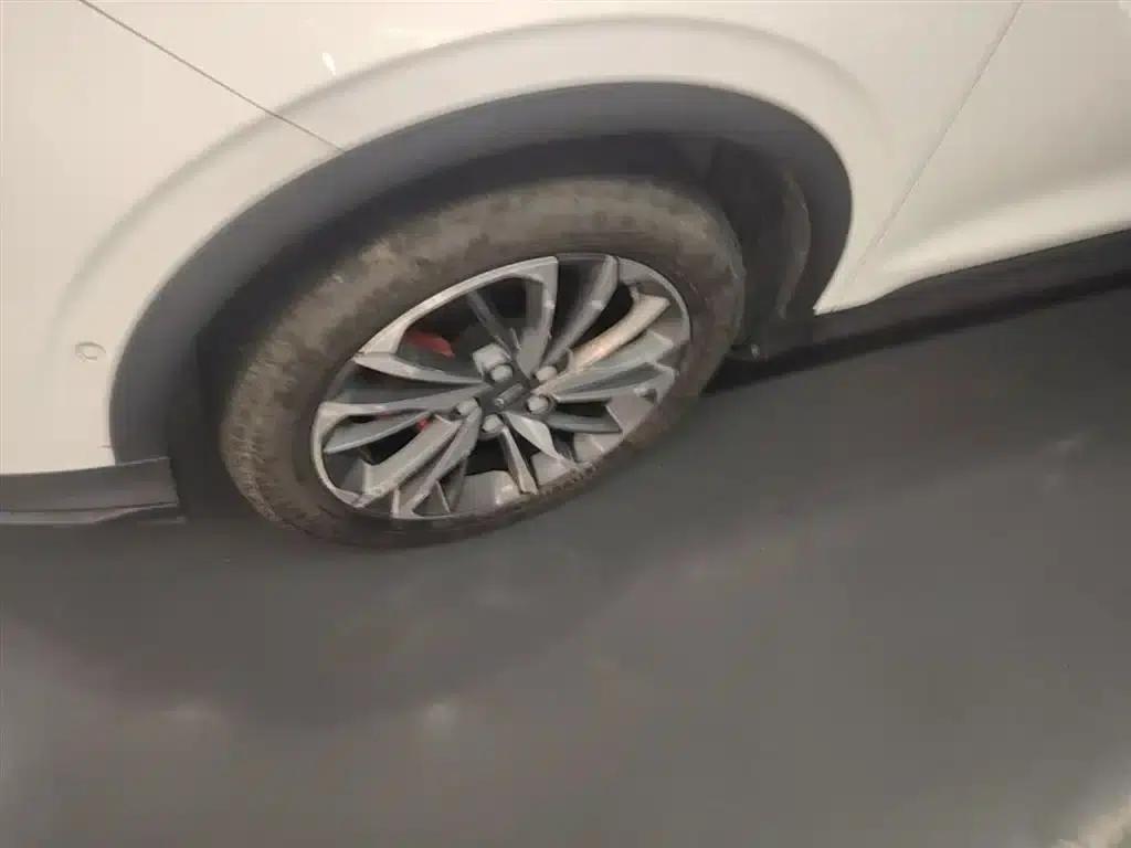 Geely Binyue 2019 Sport 260T DCT Battle (China VI Emission Standard) — миниатюра 23