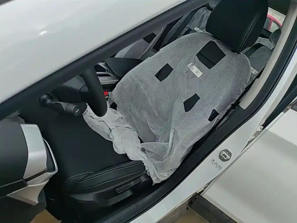 Geely Binyue 2025 1.5L CVT Super Power — миниатюра 15