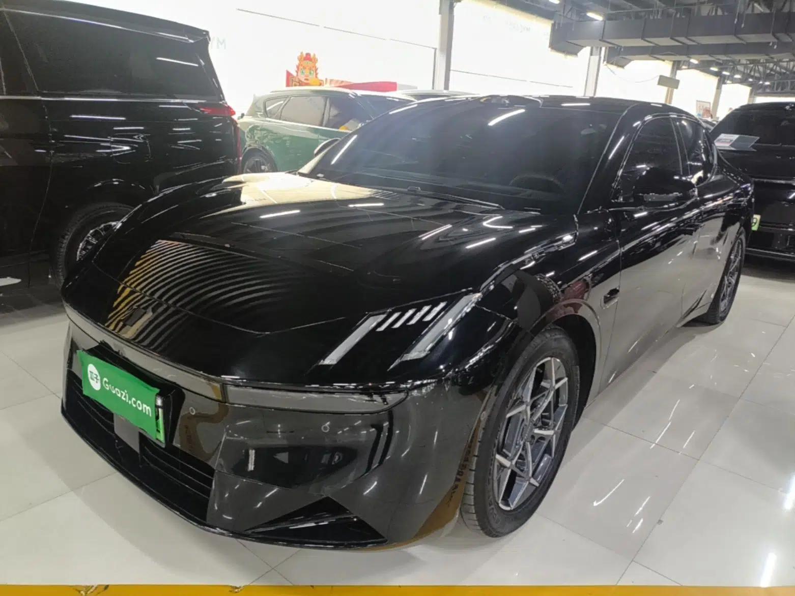 Lynk & Co 10 EM-P 2025 Model 120 Four-Wheel Drive Ultra — миниатюра 1