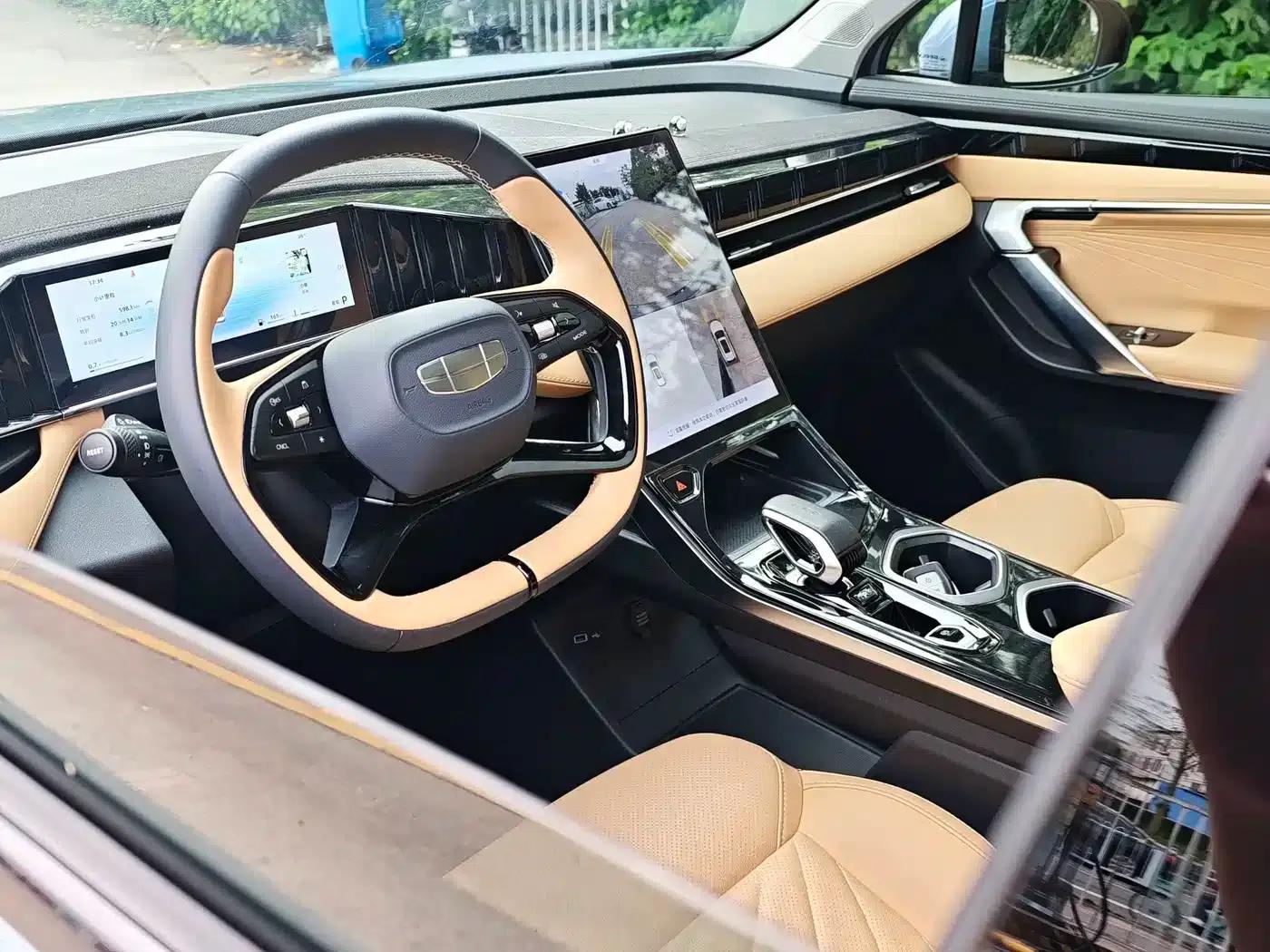Geely Boyue L 2024 1.5TD DCT Premium Edition — миниатюра 8