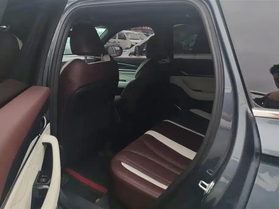 Geely Boyue L 2023 2.0TD DCT Premium Edition — миниатюра 11