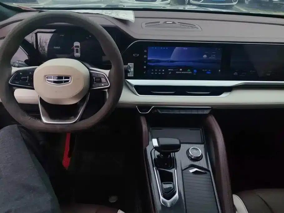 Geely Boyue L 2023 2.0TD DCT Premium Edition — миниатюра 12