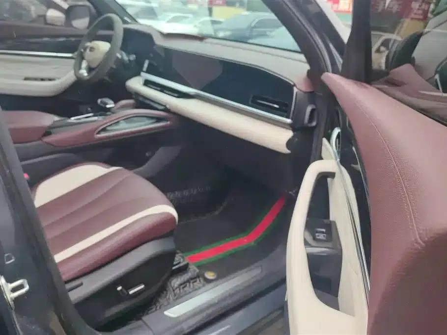 Geely Boyue L 2023 2.0TD DCT Premium Edition — миниатюра 8