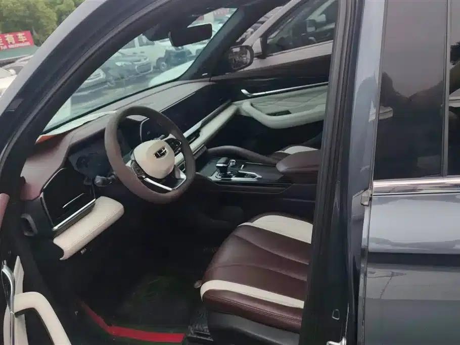 Geely Boyue L 2023 2.0TD DCT Premium Edition — миниатюра 9