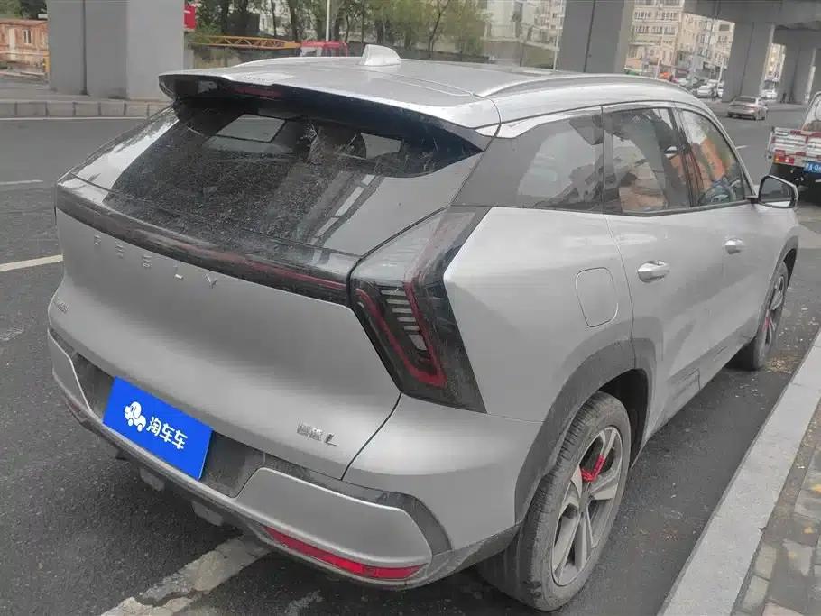 Geely Boyue L 2025 Fourth Generation 1.5TD DCT (Mountain and River) — миниатюра 3
