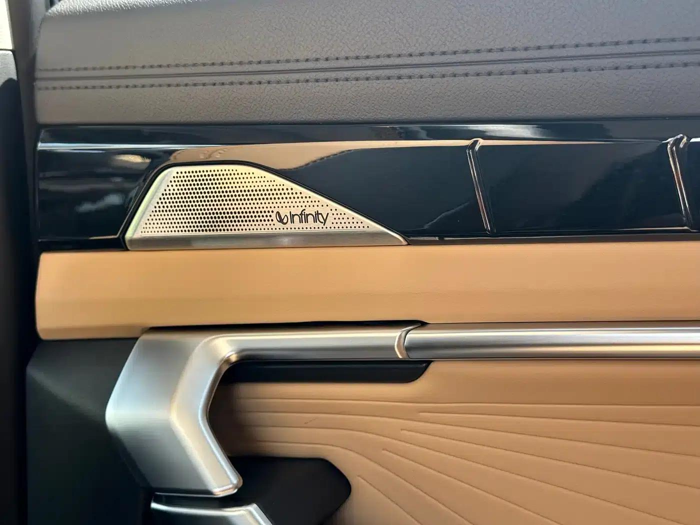 Geely Boyue L 2023 1.5TD DCT Premium Edition — миниатюра 16