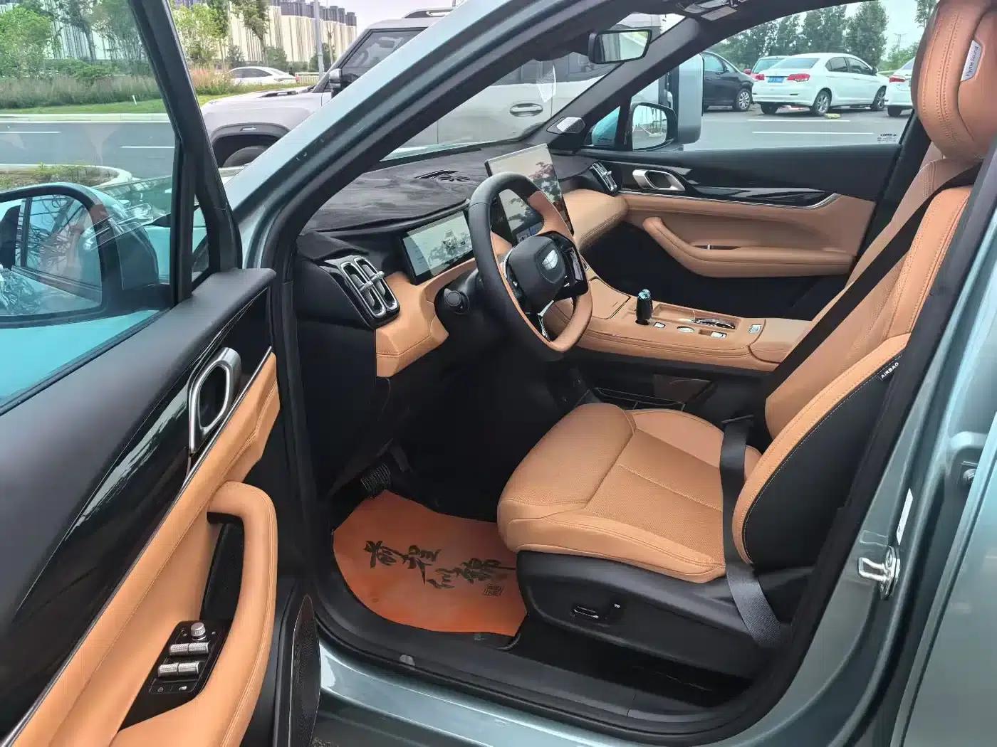 Geely Boyue L 2025 Fourth Generation 1.5TD DCT (Mountain and River) — миниатюра 4