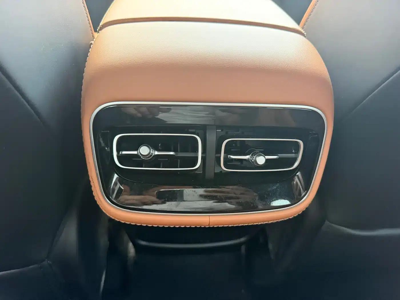 Geely Boyue L 2025 Fourth Generation 1.5TD DCT Splendid — миниатюра 11