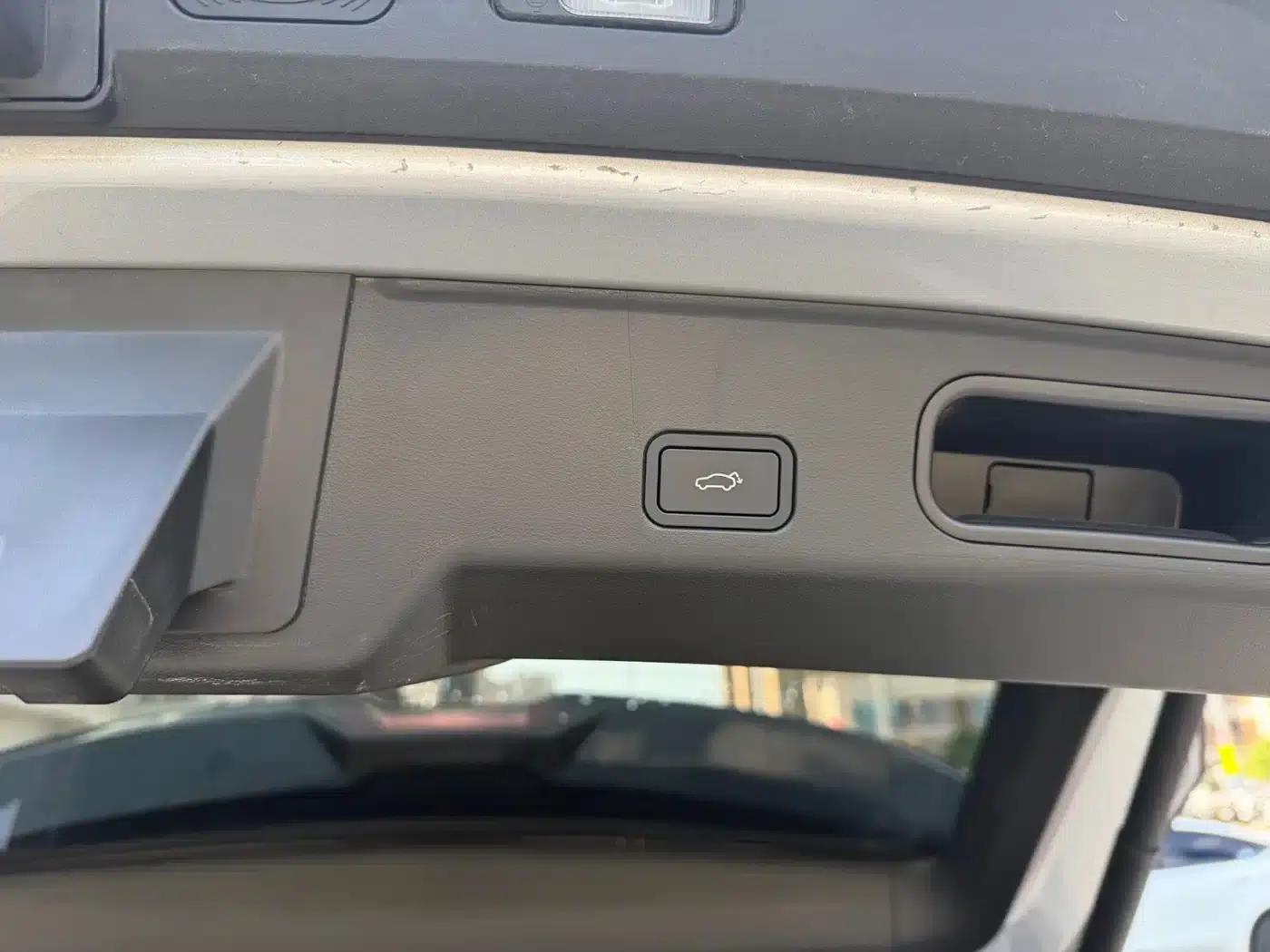 Geely Boyue L 2025 Fourth Generation 1.5TD DCT Splendid — миниатюра 14