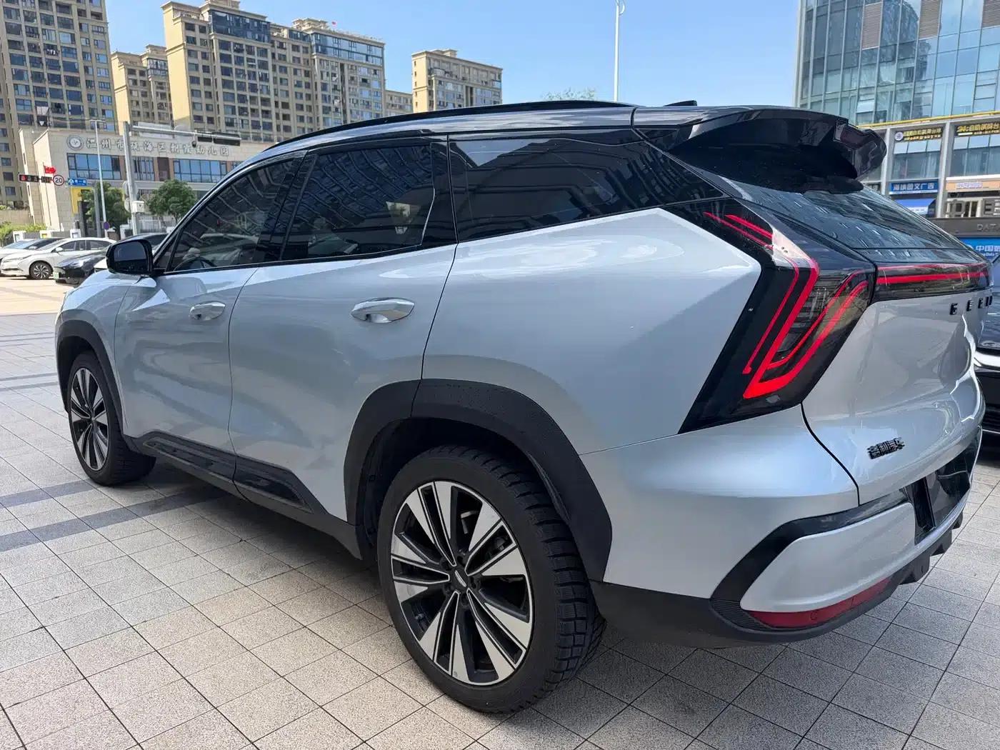 Geely Boyue L 2025 Fourth Generation 1.5TD DCT Splendid — миниатюра 7