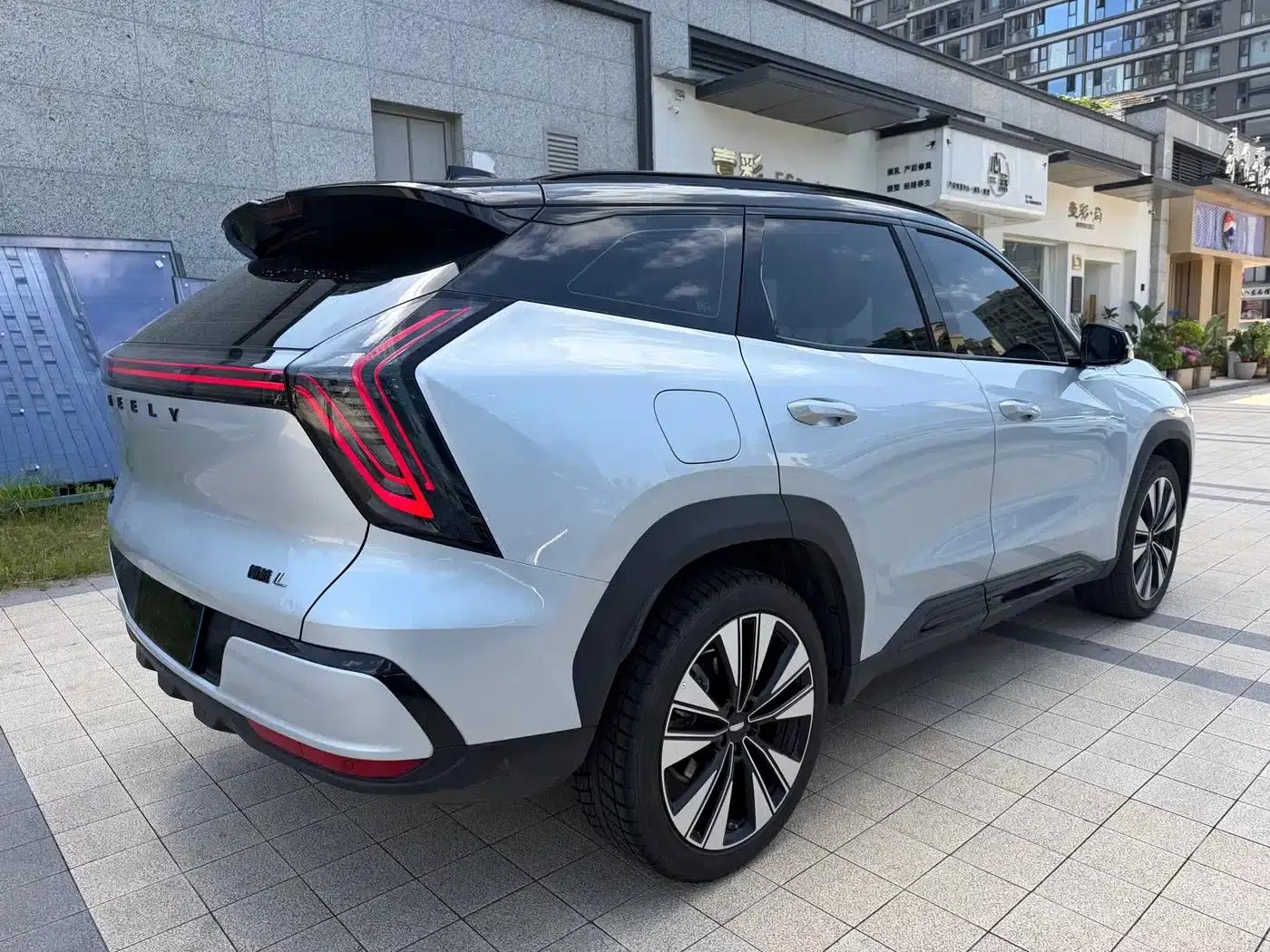 Geely Boyue L 2025 Fourth Generation 1.5TD DCT Splendid — миниатюра 9