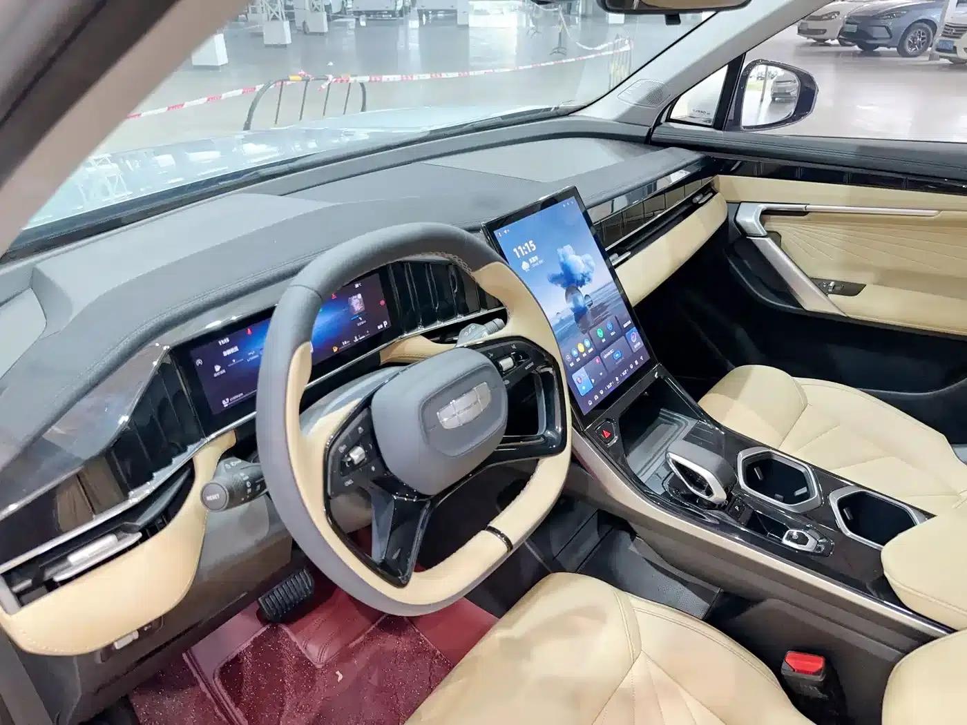 Geely Boyue L 2023 1.5TD DCT Luxury Edition — миниатюра 12