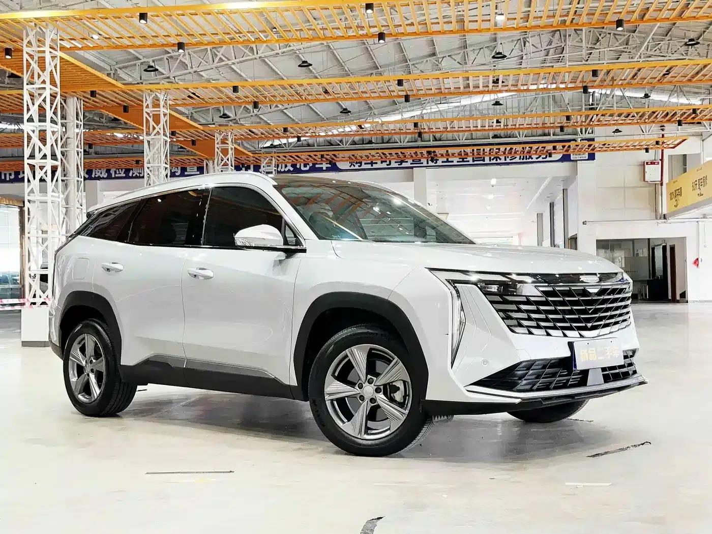 Geely Boyue L 2023 1.5TD DCT Luxury Edition — миниатюра 3