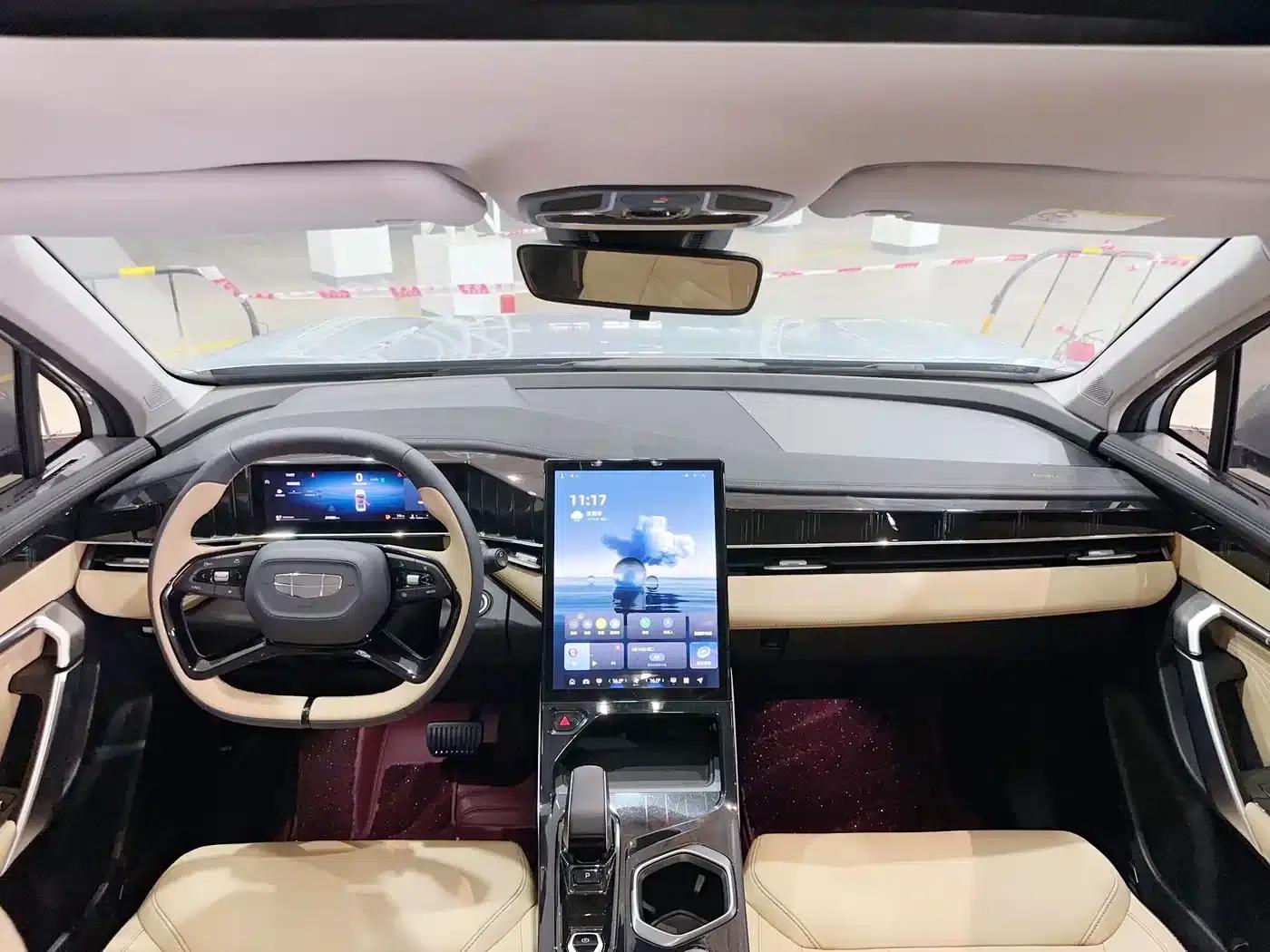 Geely Boyue L 2023 1.5TD DCT Luxury Edition — миниатюра 4