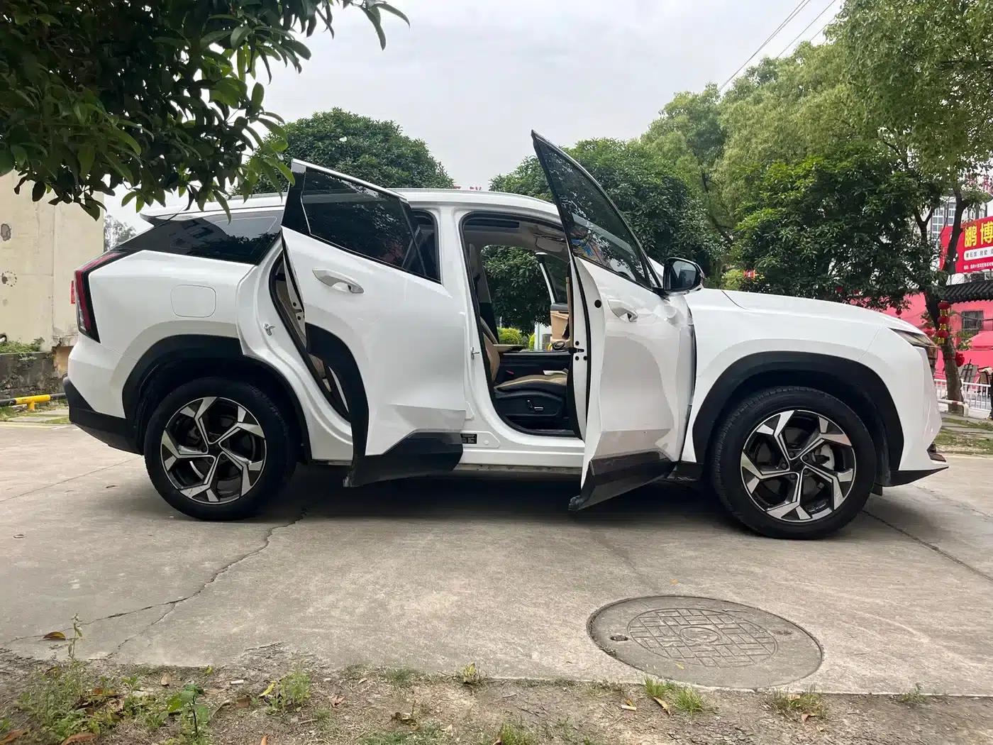 Geely Boyue L 2023 1.5TD DCT Premium Edition — миниатюра 12