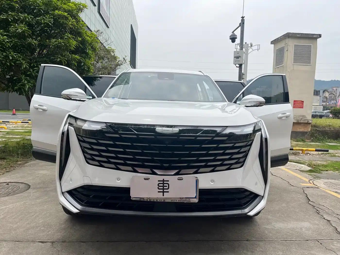 Geely Boyue L 2023 1.5TD DCT Premium Edition — миниатюра 13