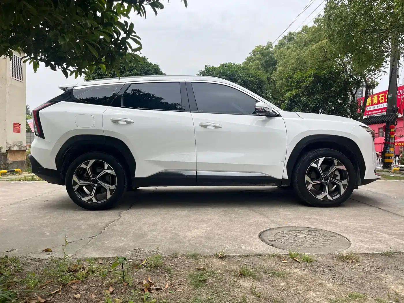 Geely Boyue L 2023 1.5TD DCT Premium Edition — миниатюра 4