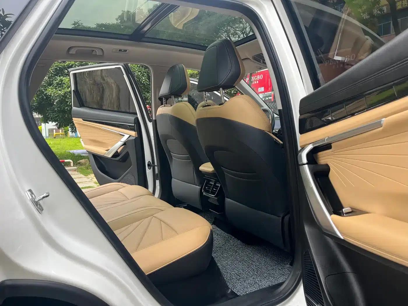 Geely Boyue L 2023 1.5TD DCT Premium Edition — миниатюра 10