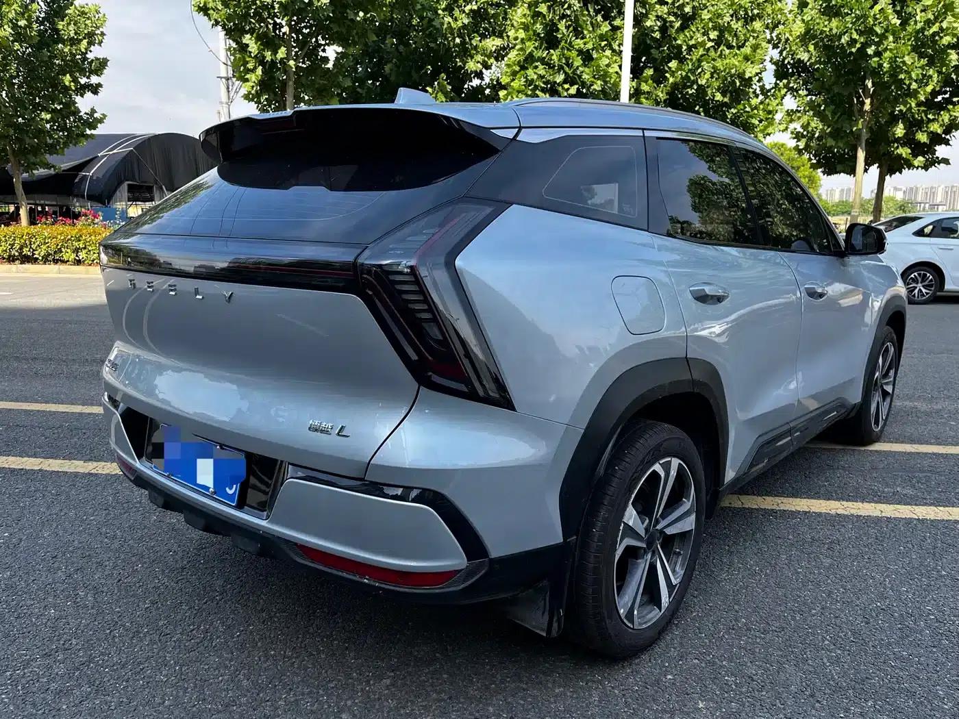 Geely Boyue L 2025 Fourth Generation 1.5TD DCT (Mountain and River) — миниатюра 9