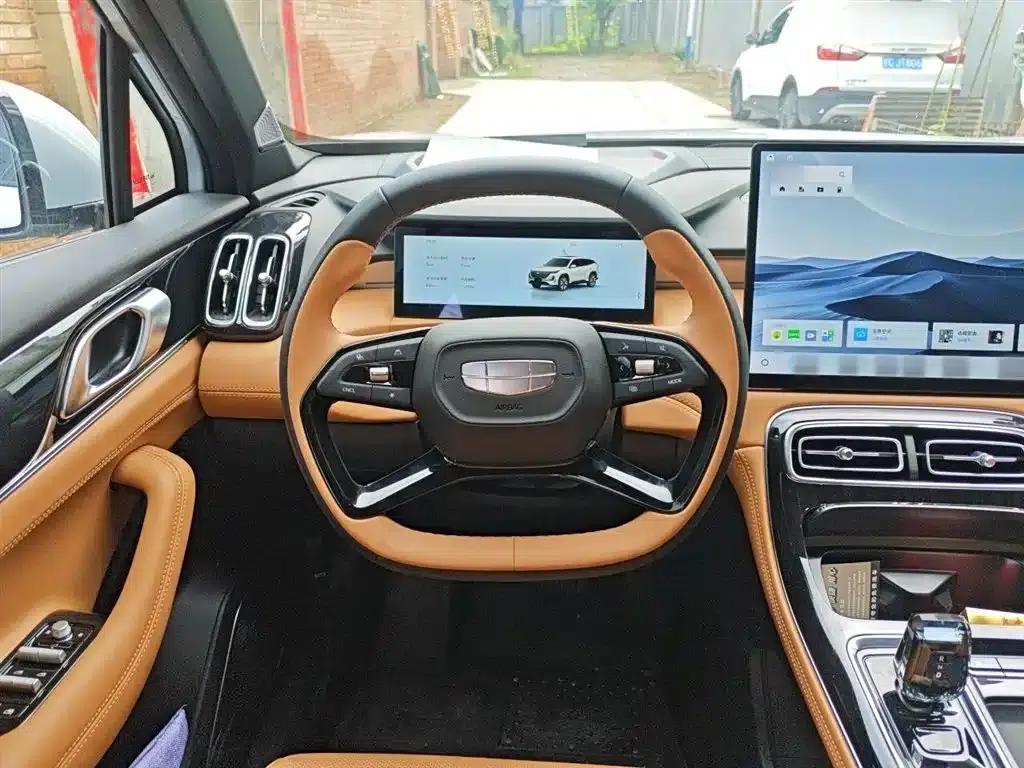Geely Boyue L 2025 Fourth Generation 1.5TD DCT (Mountain and River) — миниатюра 7