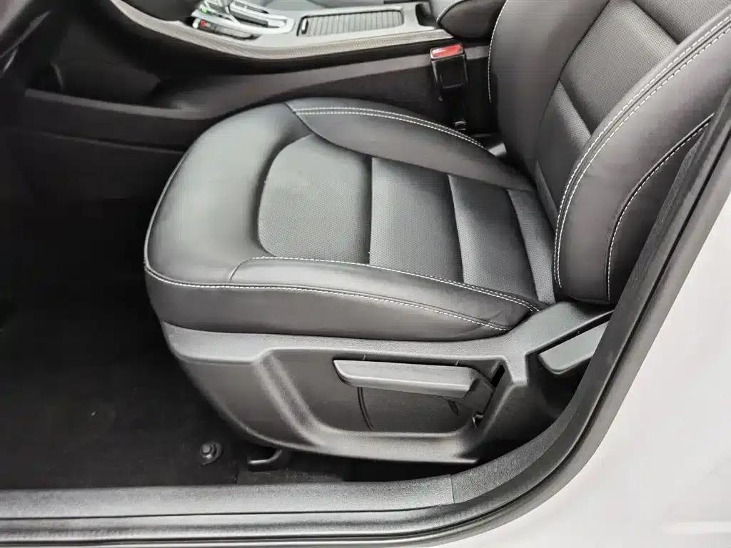 Geely GS 2018 Elegant Edition 1.8L Automatic Leading Model — миниатюра 20