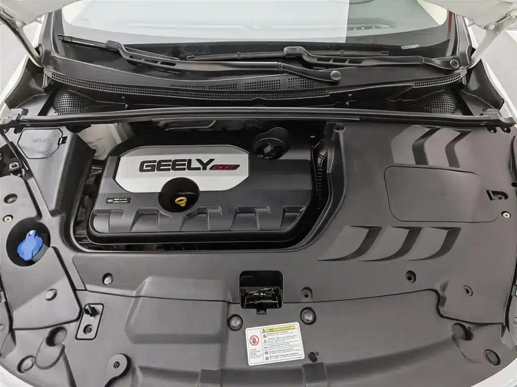 Geely GS 2018 Elegant Edition 1.8L Automatic Leading Model — миниатюра 6