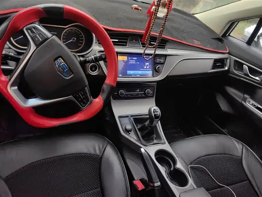 Geely GS 2016 Elegant Edition 1.3T Manual Leading Model — миниатюра 12