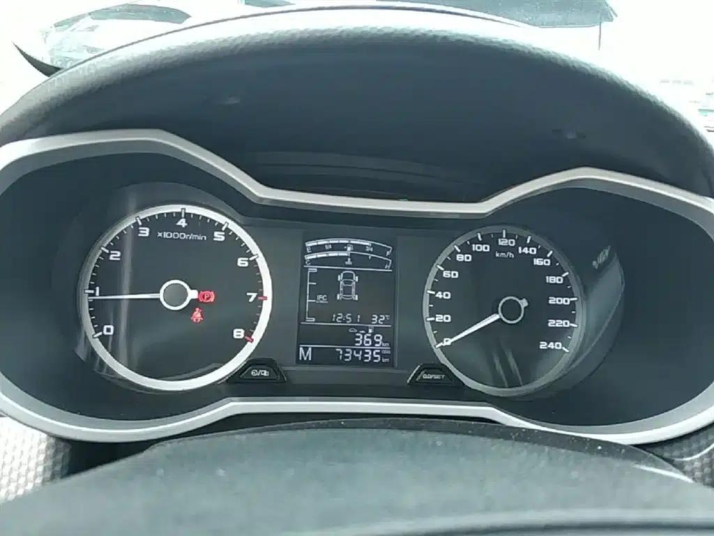 Geely GS 2016 Elegant Edition 1.8L Manual Leading Model — миниатюра 12