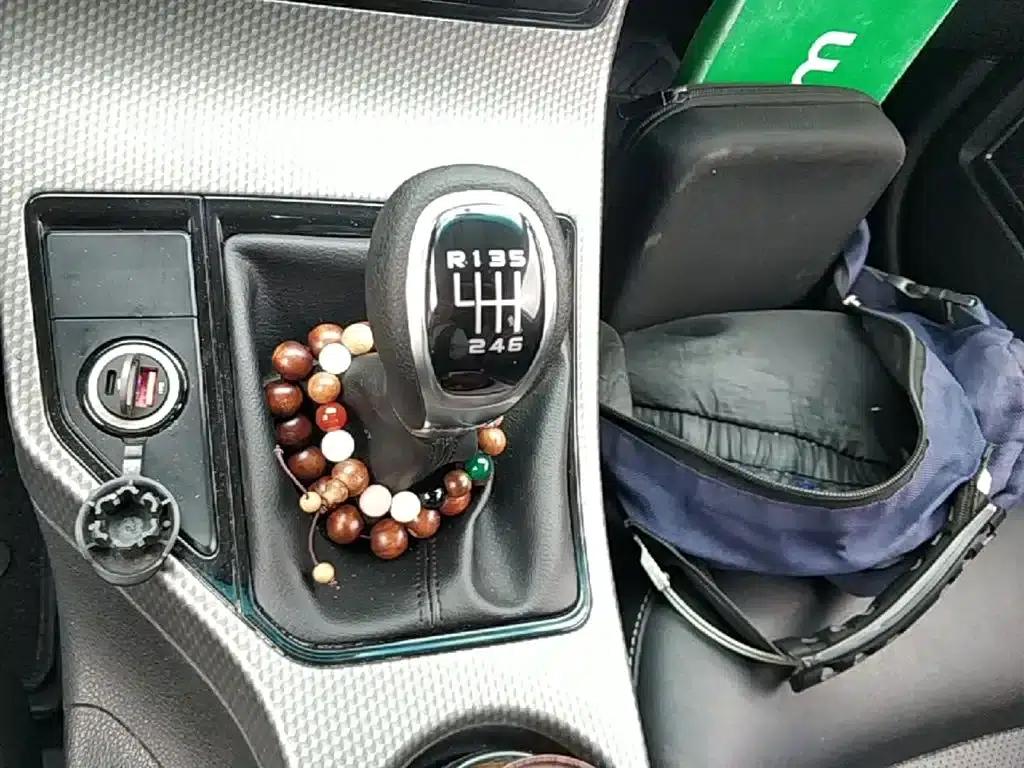 Geely GS 2016 Elegant Edition 1.8L Manual Leading Model — миниатюра 14