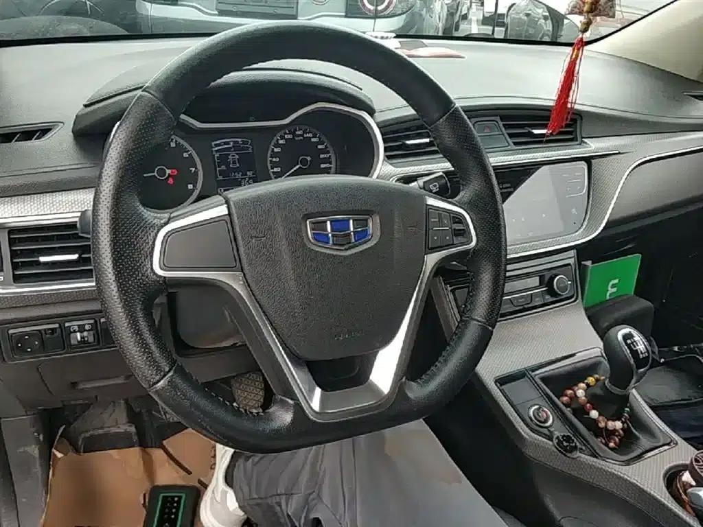Geely GS 2016 Elegant Edition 1.8L Manual Leading Model — миниатюра 10