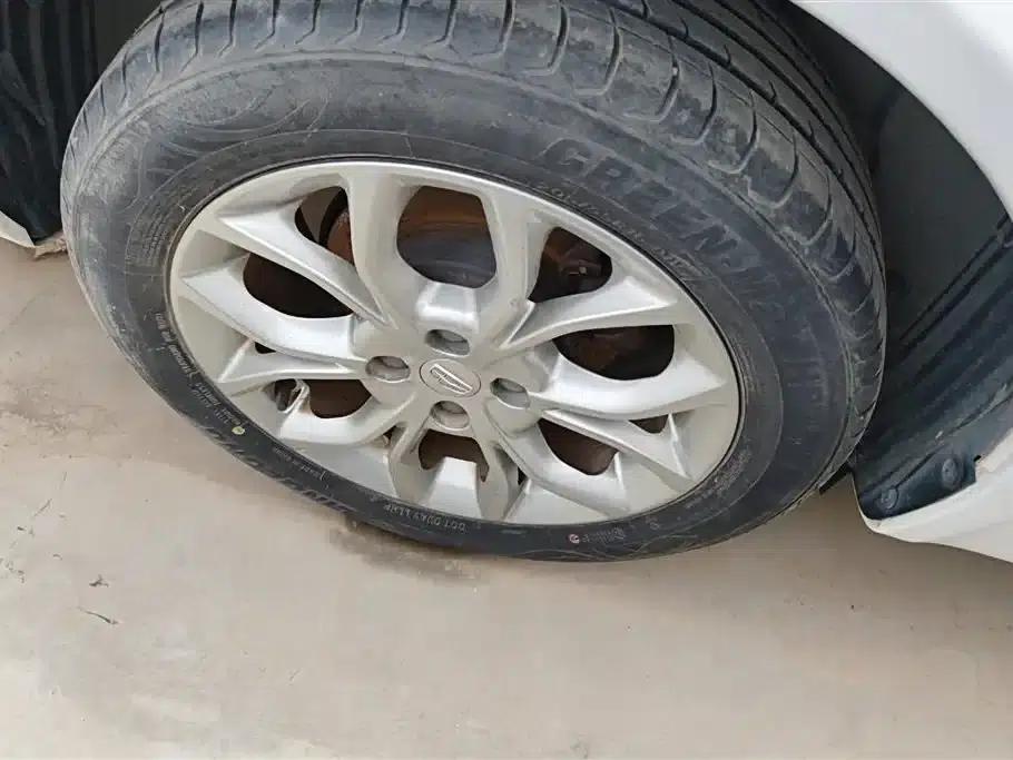 Geely Vision 2018 1.5L Manual Happiness Edition — миниатюра 6