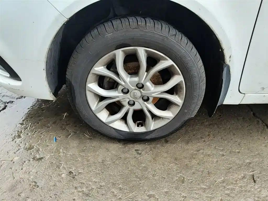 Geely Vision 2018 1.5L Manual Happiness Edition — миниатюра 23