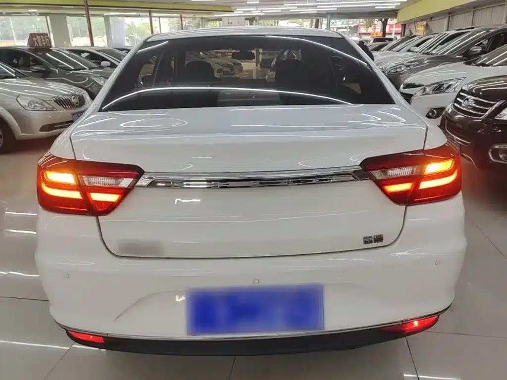 Geely Vision 2018 1.5L Manual Happiness Edition — миниатюра 6