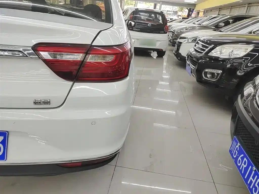 Geely Vision 2018 1.5L Manual Happiness Edition — миниатюра 8