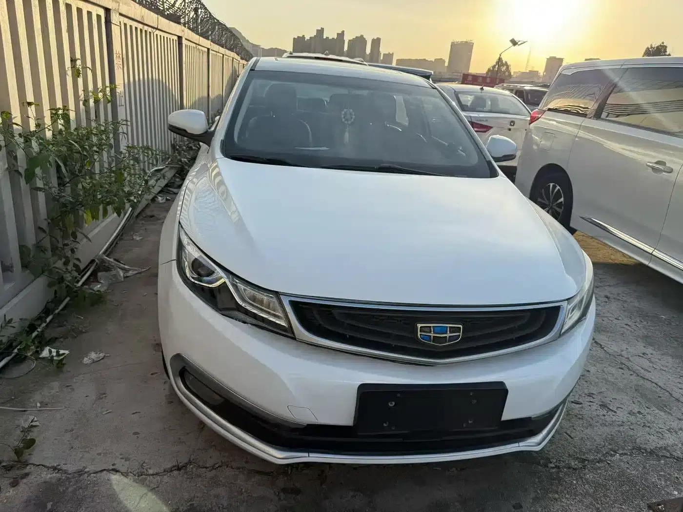 Geely Emgrand GL 2017 1.8L DCT Elite — миниатюра 2