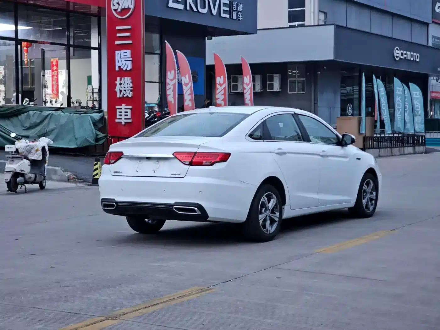 Geely Emgrand GL 2019 1.4T CVT Elite Smart Edition — миниатюра 4