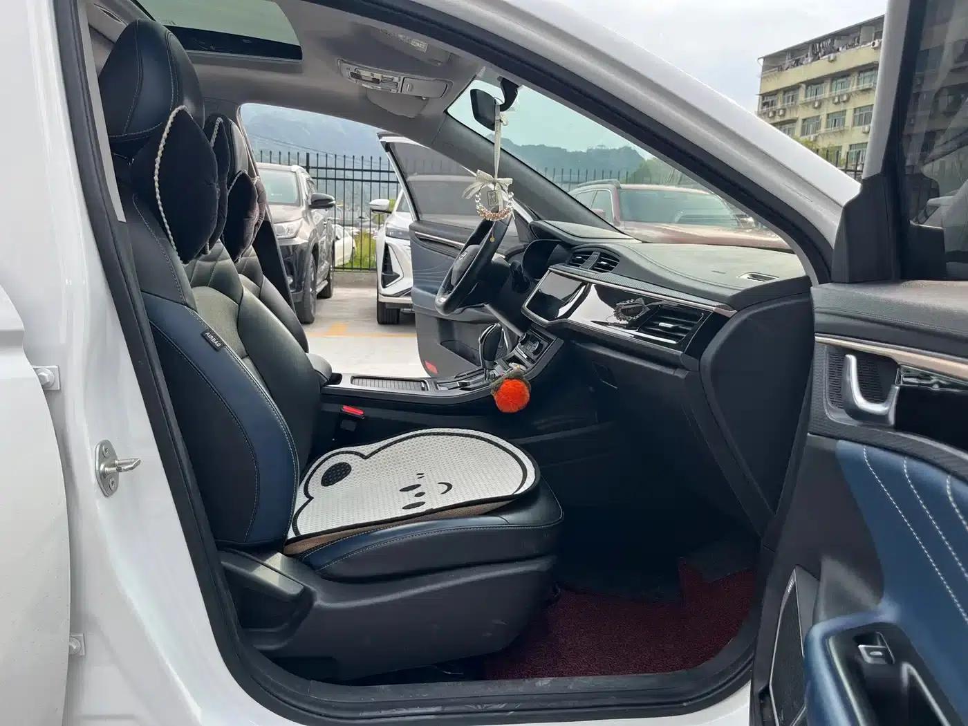 Geely Emgrand GL 2021 UP 1.4T CVT Leading Edition — миниатюра 9