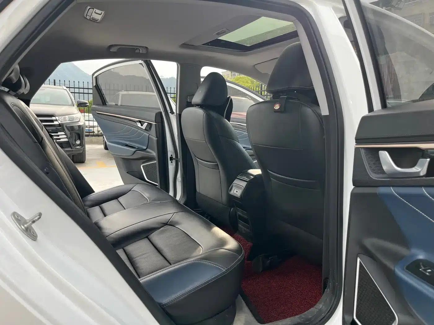 Geely Emgrand GL 2021 UP 1.4T CVT Leading Edition — миниатюра 10