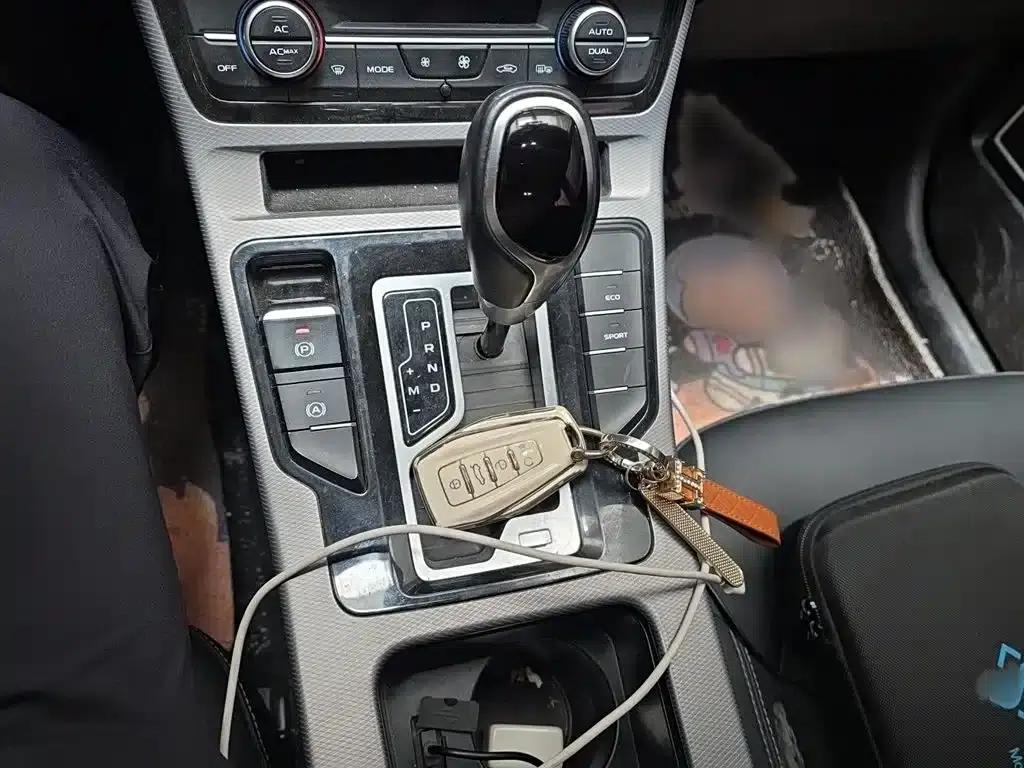 Geely Emgrand GL 2020 1.4T CVT Asian Games Edition — миниатюра 7