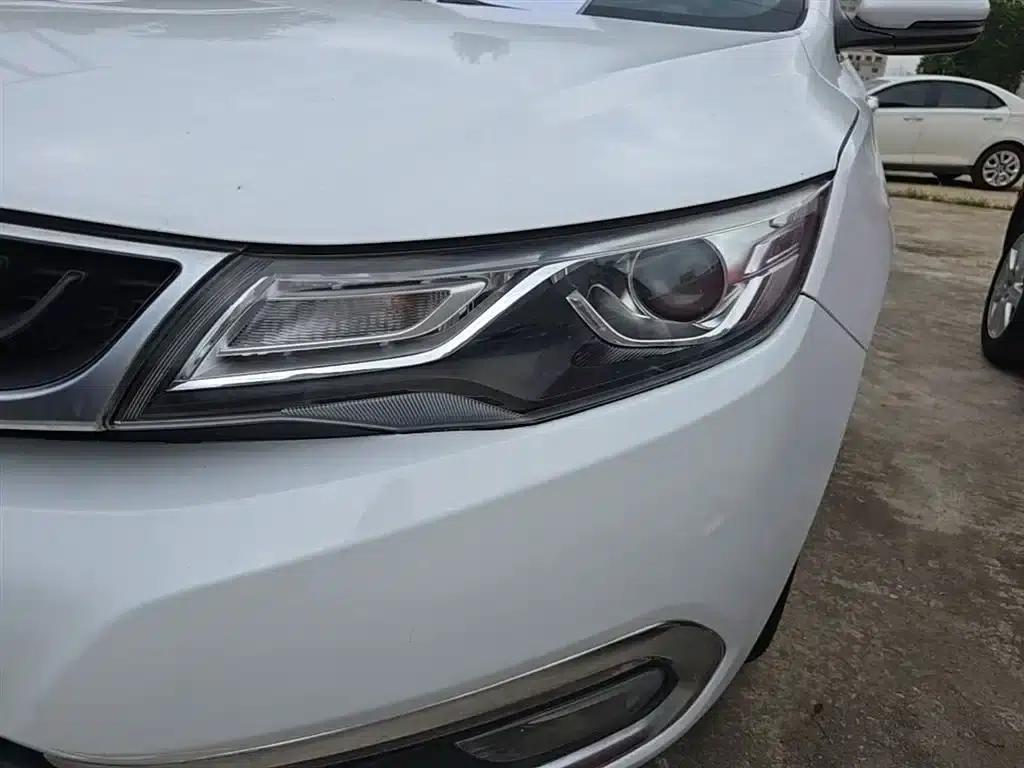 Geely Emgrand GL 2017 1.8L Manual Elite — миниатюра 24