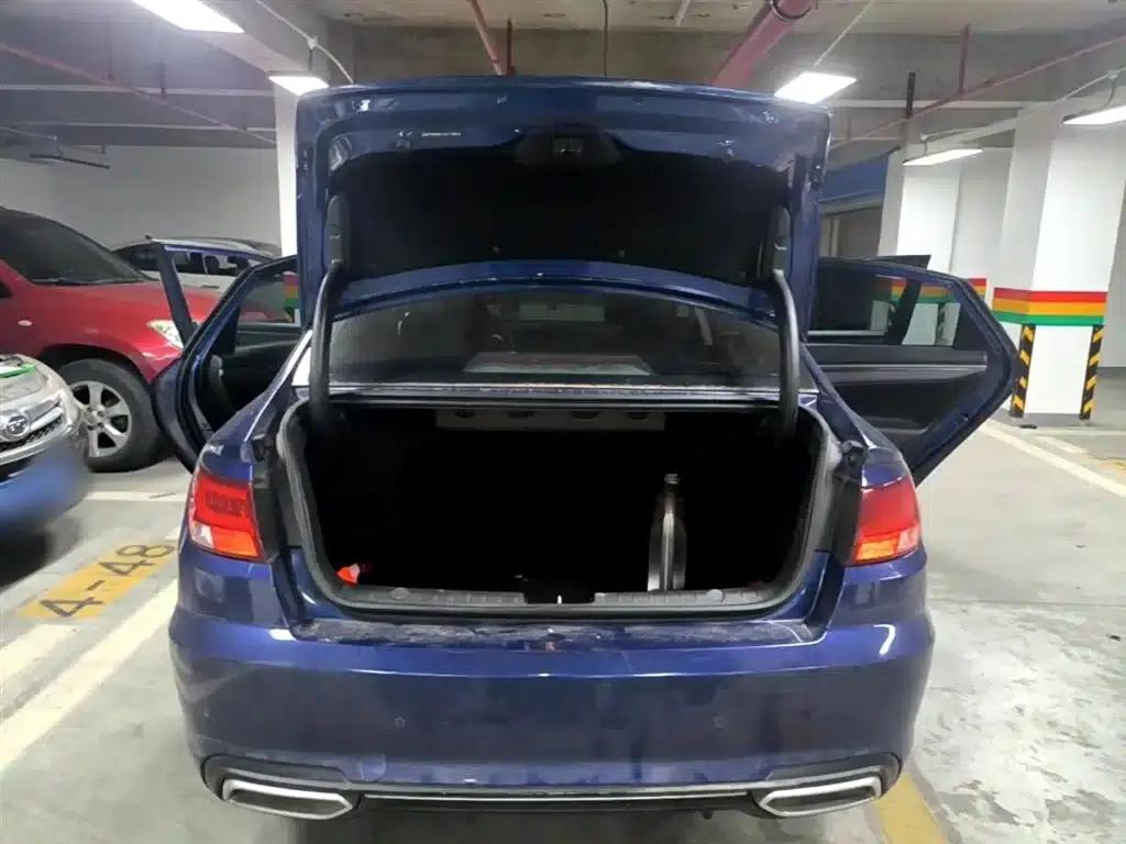 Geely Emgrand GL 2018 1.8L Manual Elite Smart Connect Edition — миниатюра 19