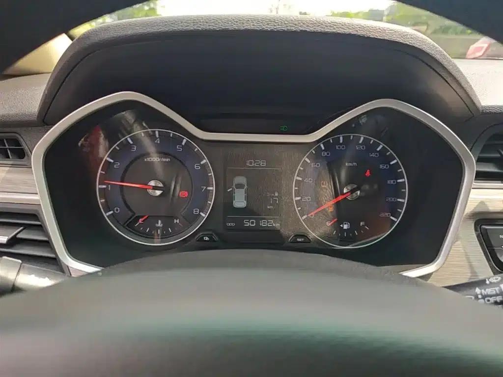 Geely Vision X3 2017 1.5L Manual Premium Edition — миниатюра 12