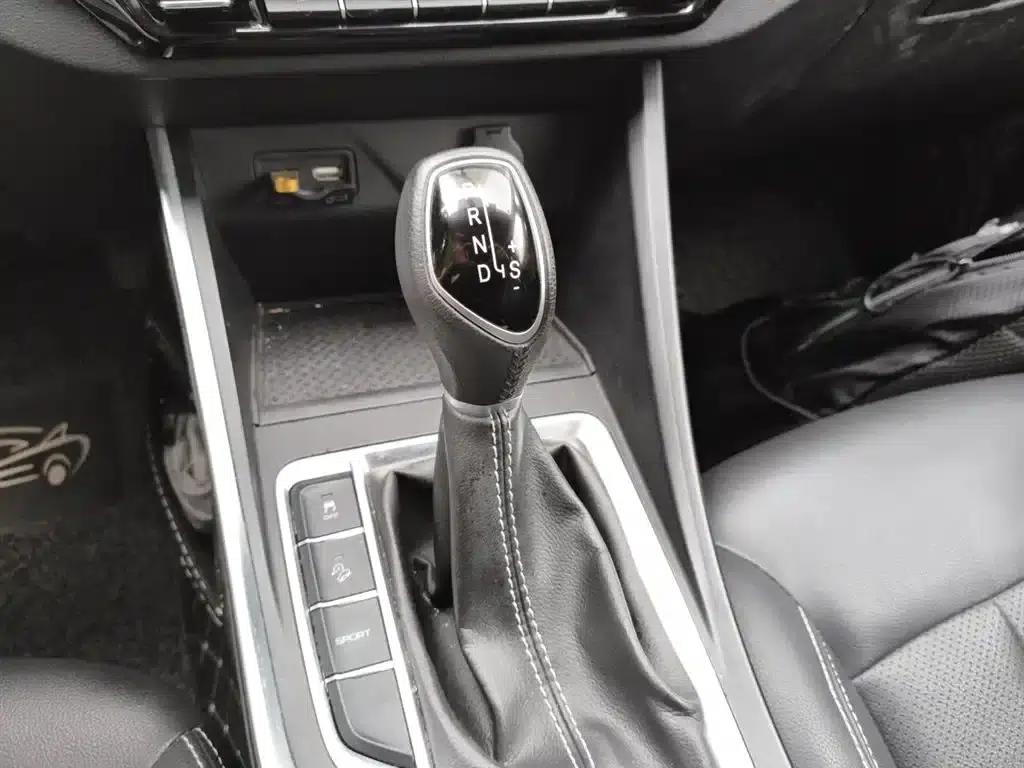 Geely Vision X3 2019 Upgraded Version 1.5L CVT Premium — миниатюра 11