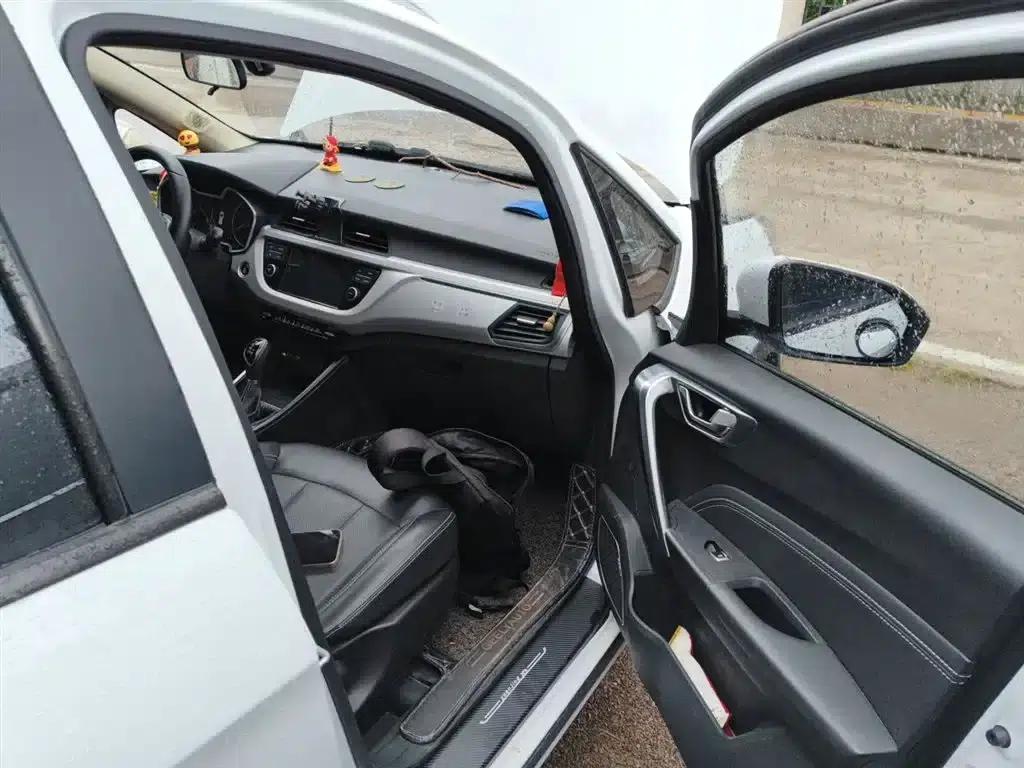 Geely Vision X3 2019 Upgraded Version 1.5L CVT Premium — миниатюра 22