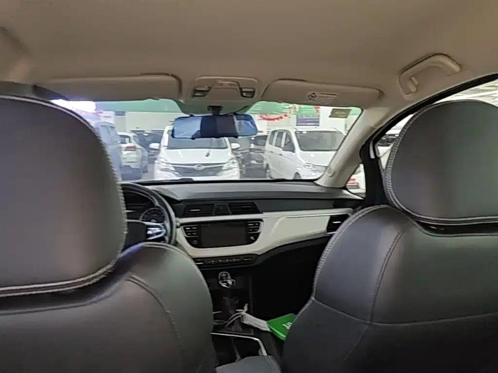 Geely Vision X3 2020 1.5L CVT Elite — миниатюра 17